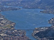 42 Il forte vento spazza i laghi di Lecco